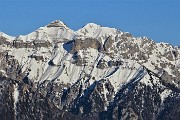 71 Zoom sulle due cime del Monte Secco